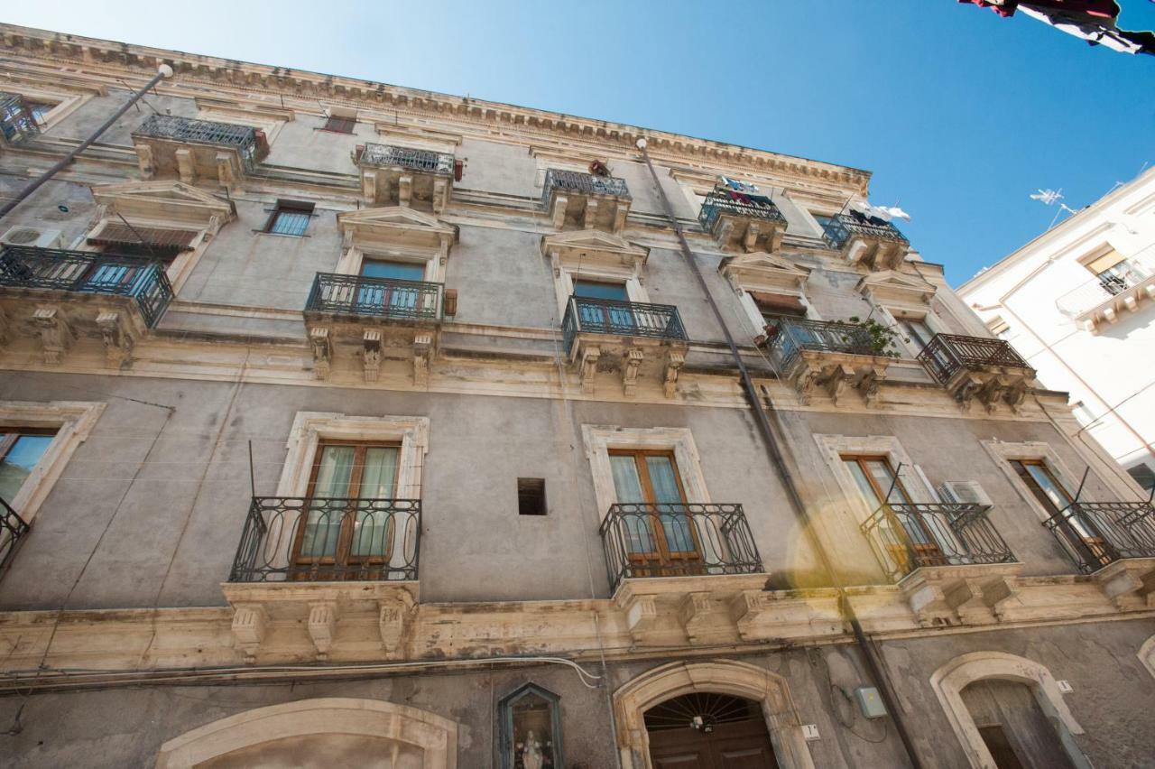 Il Magnifico Apartment Catania-Fontanarossai nemzetközi repülőtér Kültér fotó