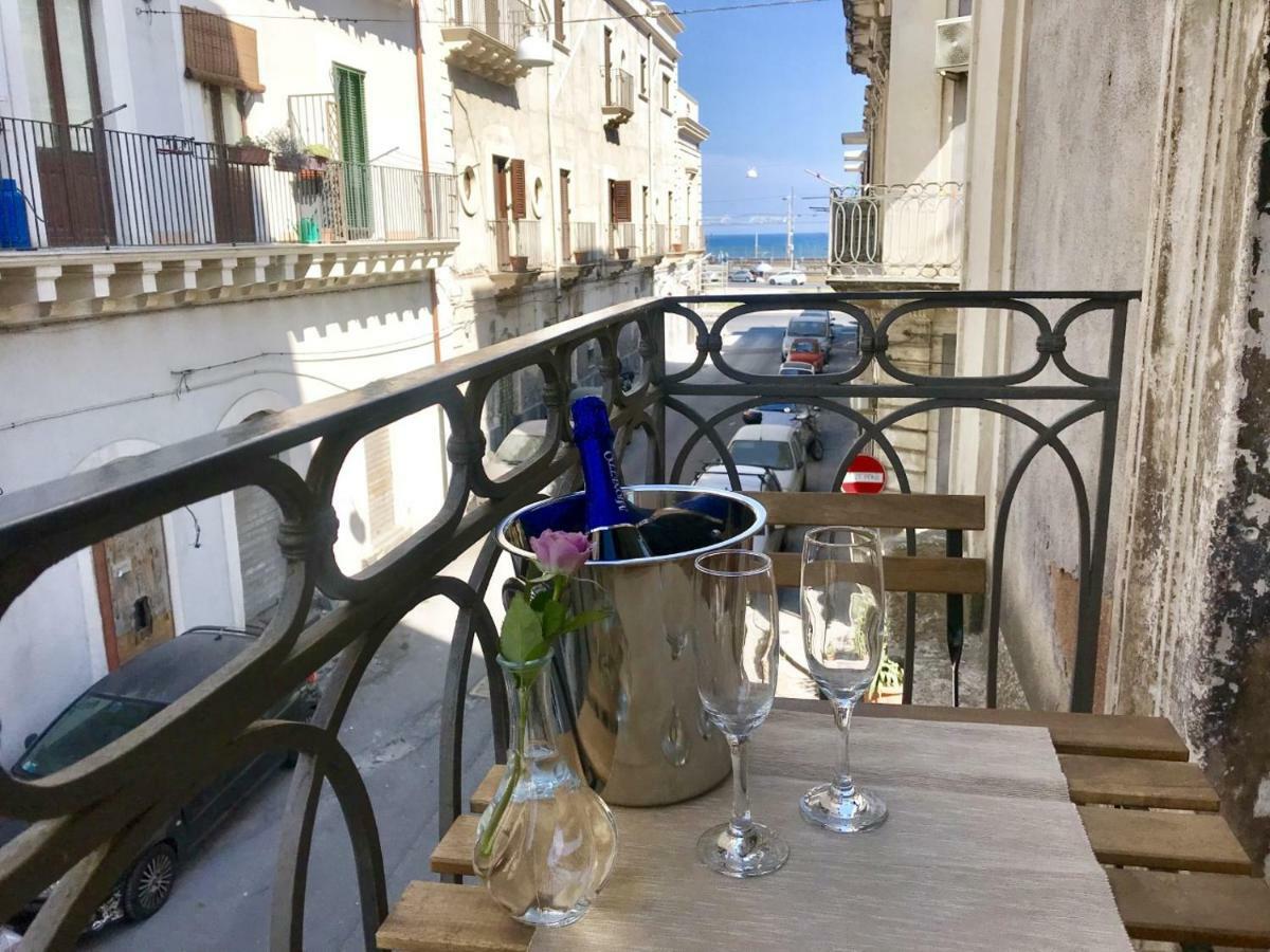 Il Magnifico Apartment Catania-Fontanarossai nemzetközi repülőtér Kültér fotó